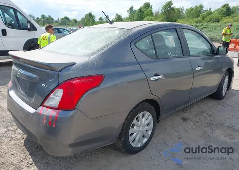 2017 Nissan Versa 1.6 Sv z USA, uszkodzony, nr VIN 3N1CN7AP4HL856406